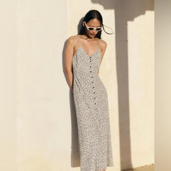 Zara Monochrome Floral Dress - Picture 1 of 13